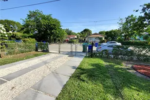 70 NW 33rd St, Miami, FL 33127 - Photo 5