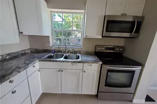 70 NW 33rd St, Miami, FL 33127 - Photo 15