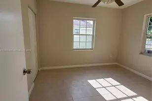 70 NW 33rd St, Miami, FL 33127 - Photo 27