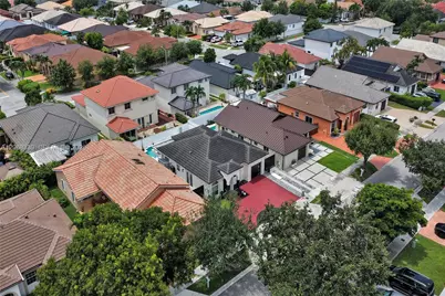 8816 NW 149th Ter, Miami Lakes, FL 33018 - Photo 27