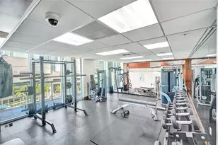 41 SE 5th St, Miami, FL 33131 - Photo 39