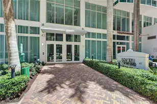 41 SE 5th St, Miami, FL 33131 - Photo 33