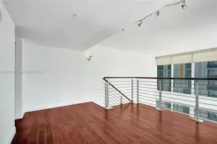 41 SE 5th St, Miami, FL 33131 - Photo 23