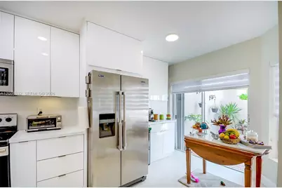10237 NW 52nd Ln #10237, Doral, FL 33178 - Photo 9