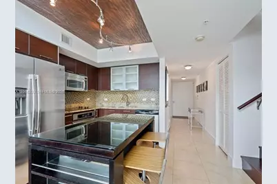 41 SE 5th St #2310, Miami, FL 33131 - Photo 3