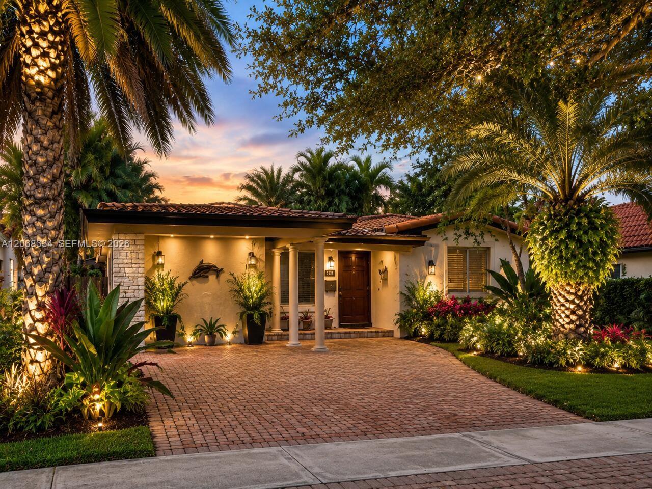 1313 Madison St - 1313 Madison St, Hollywood, FL 33019 Luxury Property | Jose Angel Pina