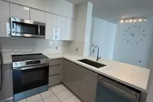 5091 NW 7th St, Miami, FL 33126 - Photo 9