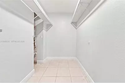 3180 W 3rd Ave, Hialeah, FL 33012 - Photo 51