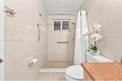 3180 W 3rd Ave, Hialeah, FL 33012 - Photo 43