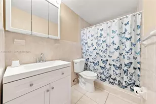 3180 W 3rd Ave, Hialeah, FL 33012 - Photo 21