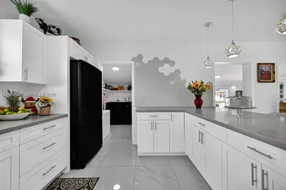 756 W 53rd St #0, Hialeah, FL 33012 - Photo 27