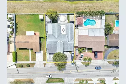 756 W 53rd St #0, Hialeah, FL 33012 - Photo 7