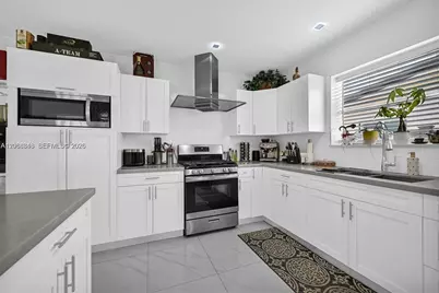 756 W 53rd St #0, Hialeah, FL 33012 - Photo 29