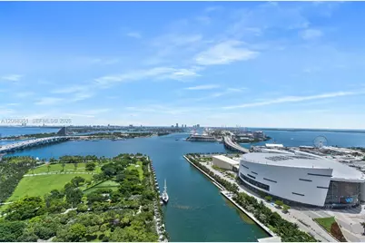 900 Biscayne Blvd #3103, Miami, FL 33132 - Photo 13