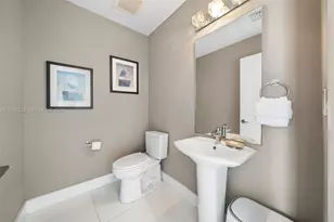 2020 N Bayshore Dr, Miami, FL 33137 - Photo 25