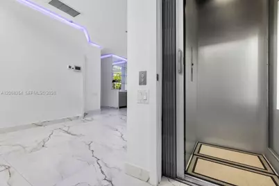 1000 SW 4th Ave, Fort Lauderdale, FL 33315 - Photo 9