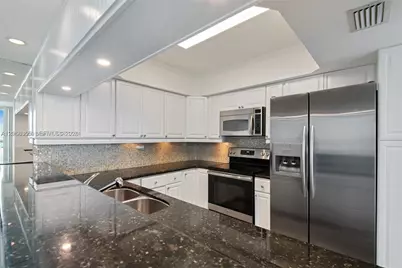 650 West Ave #2307, Miami Beach, FL 33139 - Photo 7