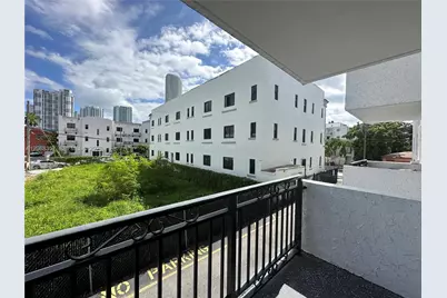 529 SW 4th St #303, Miami, FL 33130 - Photo 15