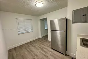 529 SW 4th St, Miami, FL 33130 - Photo 5