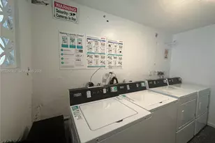 529 SW 4th St, Miami, FL 33130 - Photo 23