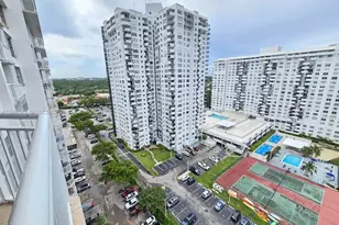 18081 Biscayne Blvd, Aventura, FL 33160 - Photo 17