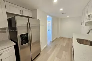 18081 Biscayne Blvd, Aventura, FL 33160 - Photo 3