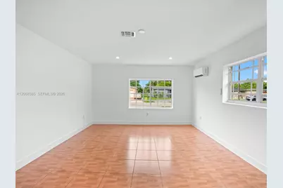 4545 NW 39th St, Lauderdale Lakes, FL 33319 - Photo 25