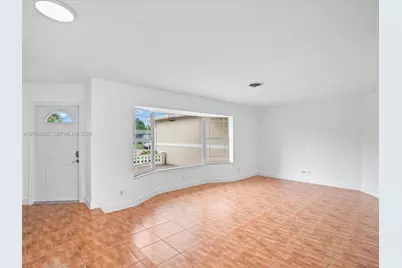 4545 NW 39th St, Lauderdale Lakes, FL 33319 - Photo 9
