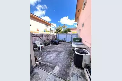 5274 W 25th Ln #206, Hialeah, FL 33016 - Photo 17