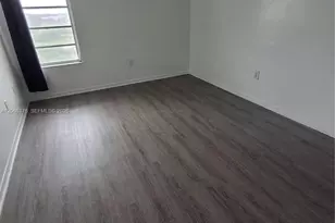 9682 Fontainebleau Blvd, Miami, FL 33172 - Photo 7