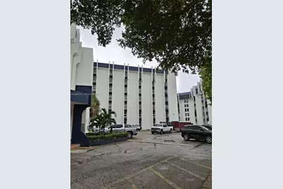 9682 Fontainebleau Blvd #603, Miami, FL 33172 - Photo 15