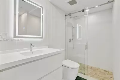 520 Brickell Key Dr #A1015, Miami, FL 33131 - Photo 21