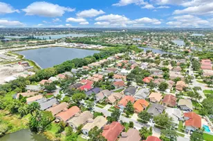 17640 SW 4th Ct, Pembroke Pines, FL 33029 - Photo 57