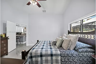 17640 SW 4th Ct, Pembroke Pines, FL 33029 - Photo 21