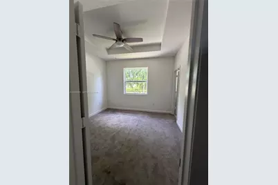 2739 SE 17th St, Homestead, FL 33035 - Photo 13