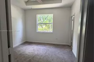 2739 SE 17th St, Homestead, FL 33035 - Photo 13