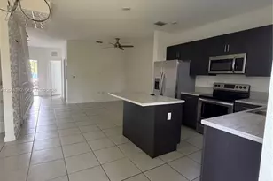 2739 SE 17th St, Homestead, FL 33035 - Photo 5