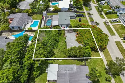 9280 Nautilus Dr, Cutler Bay, FL 33189 - Photo 15