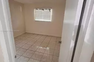 8704 NW 35th St, Coral Springs, FL 33065 - Photo 9