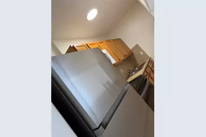 636 SW 8th Ave #636, Miami, FL 33130 - Photo 9