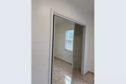 636 SW 8th Ave #636, Miami, FL 33130 - Photo 7