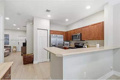 8906 SW 224th Ter, Cutler Bay, FL 33190 - Photo 9