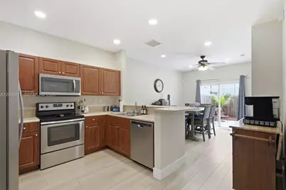 8906 SW 224th Ter, Cutler Bay, FL 33190 - Photo 7