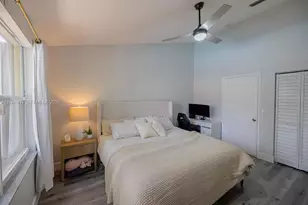12171 SW 4th St, Pembroke Pines, FL 33025 - Photo 13