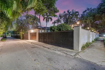 1001 NE 96th St, Miami Shores, FL 33138 - Photo 117