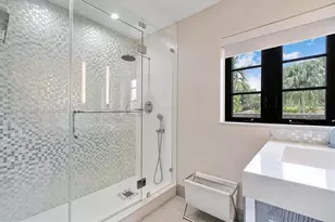 1001 NE 96th St, Miami Shores, FL 33138 - Photo 77
