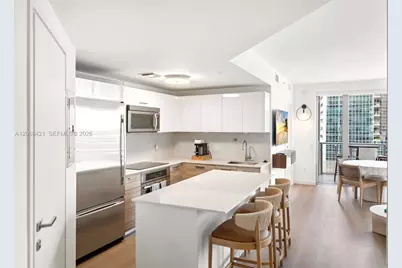 1300 Brickell Bay Dr #3501, Miami, FL 33131 - Photo 9