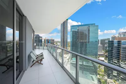 1300 Brickell Bay Dr #3501, Miami, FL 33131 - Photo 7