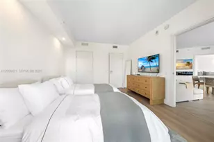 1300 Brickell Bay Dr, Miami, FL 33131 - Photo 17
