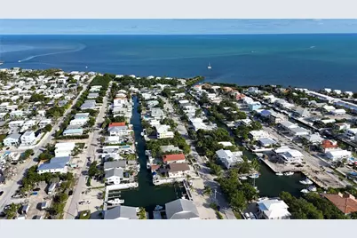 147 Ocean Shores Dr, Key Largo, FL 33037 - Photo 31